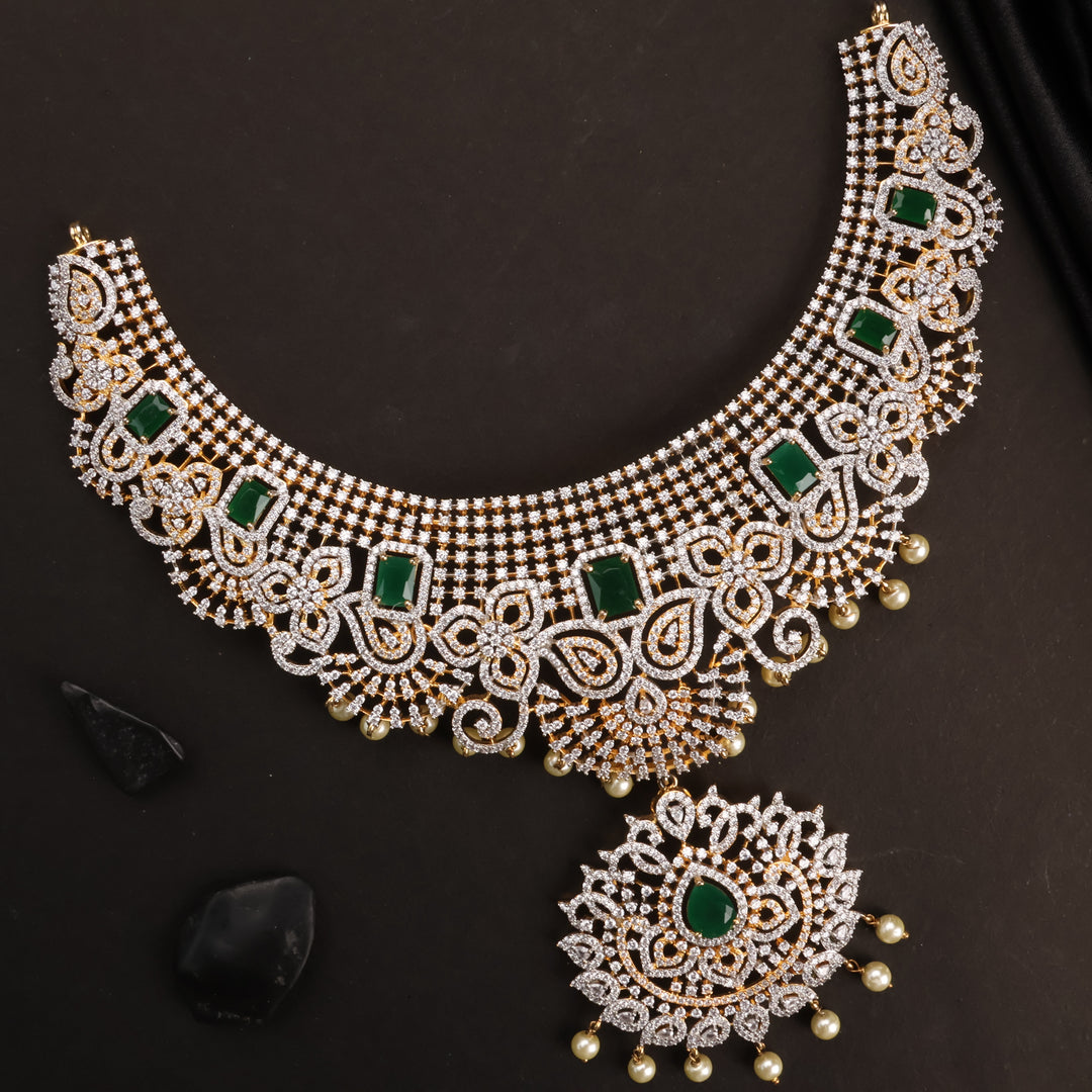 Short Necklace Premium Cz