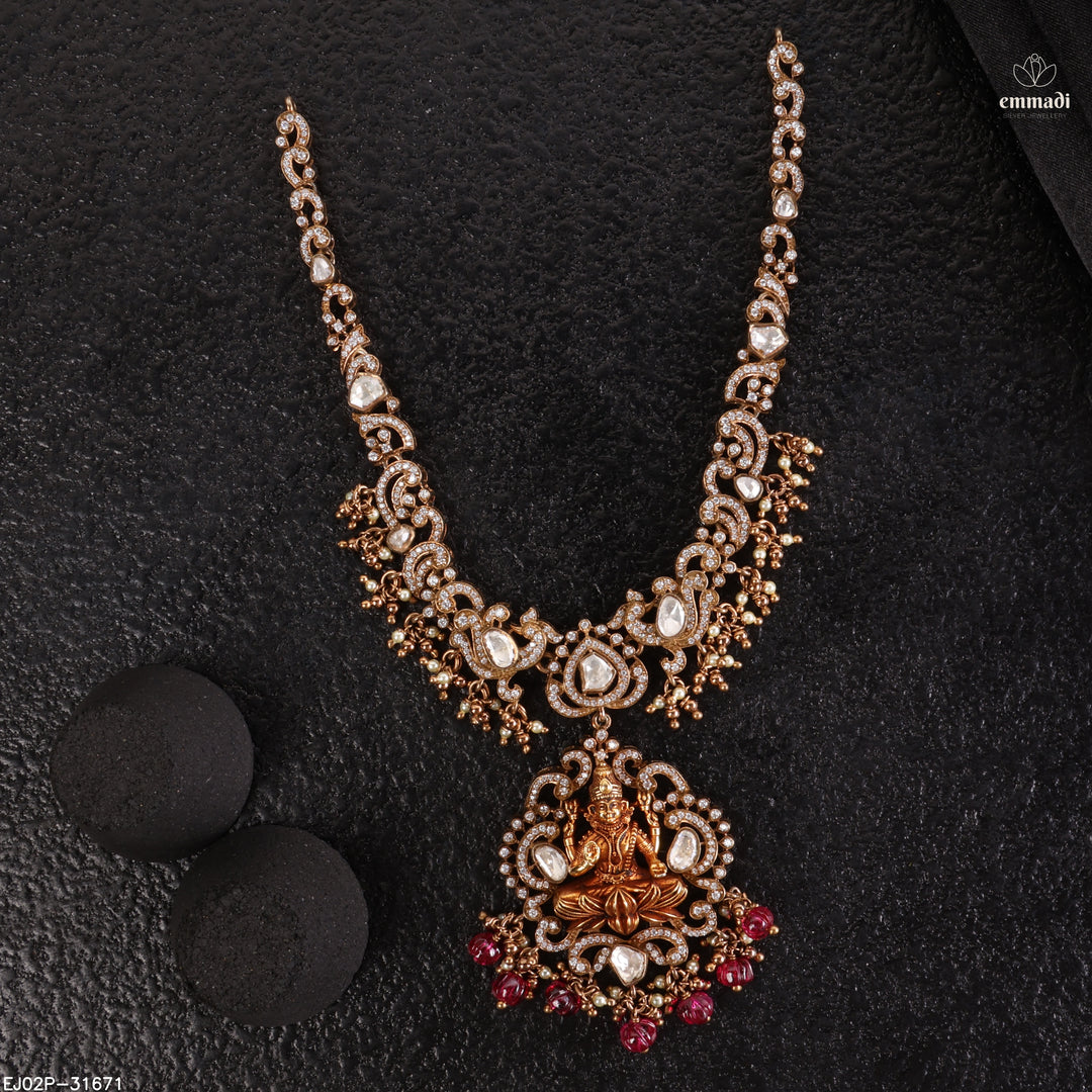 Short Necklace Victorian
