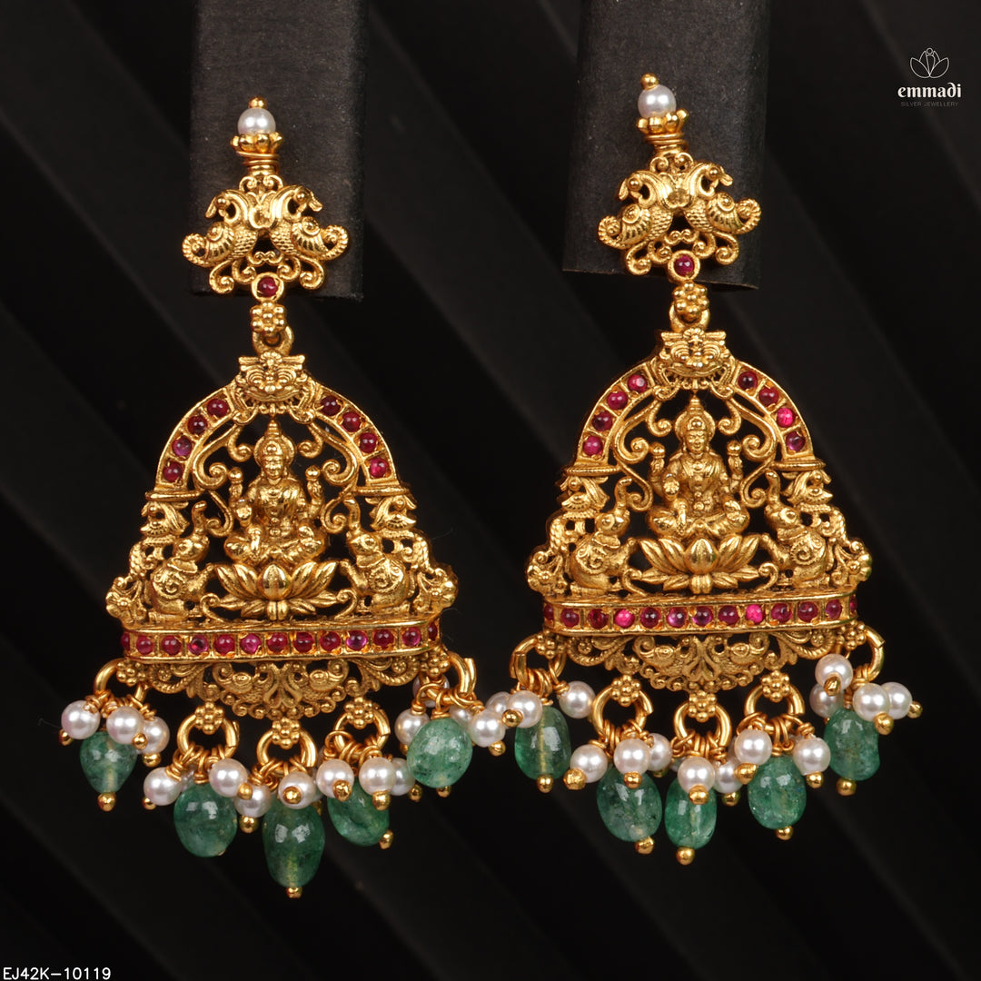 Hangings Antique