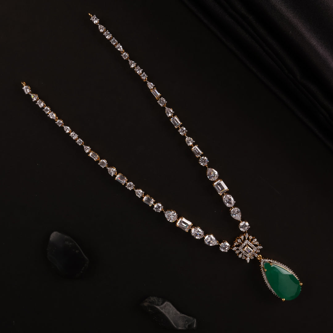 Short Necklace Premium Cz