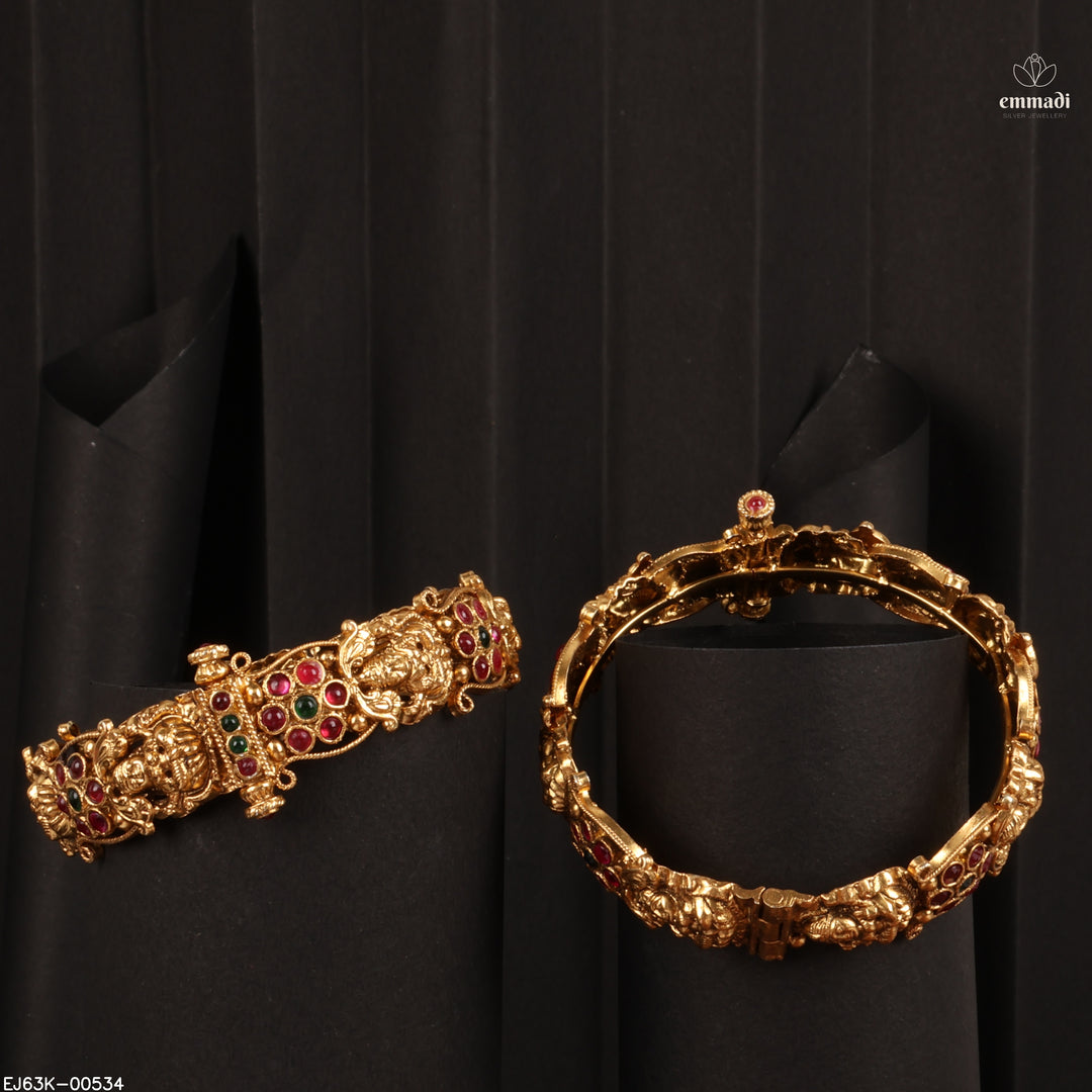Bangles Kundan Nakshi