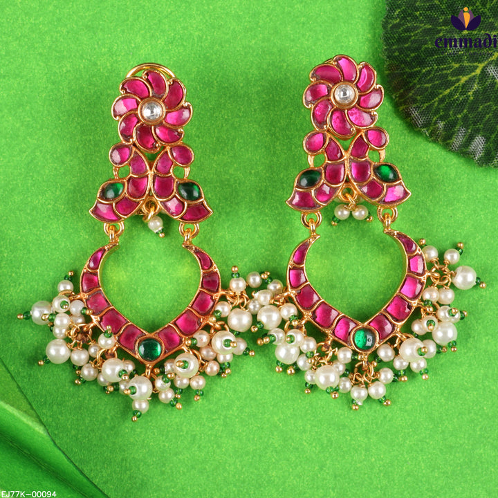 Hangings Kundan