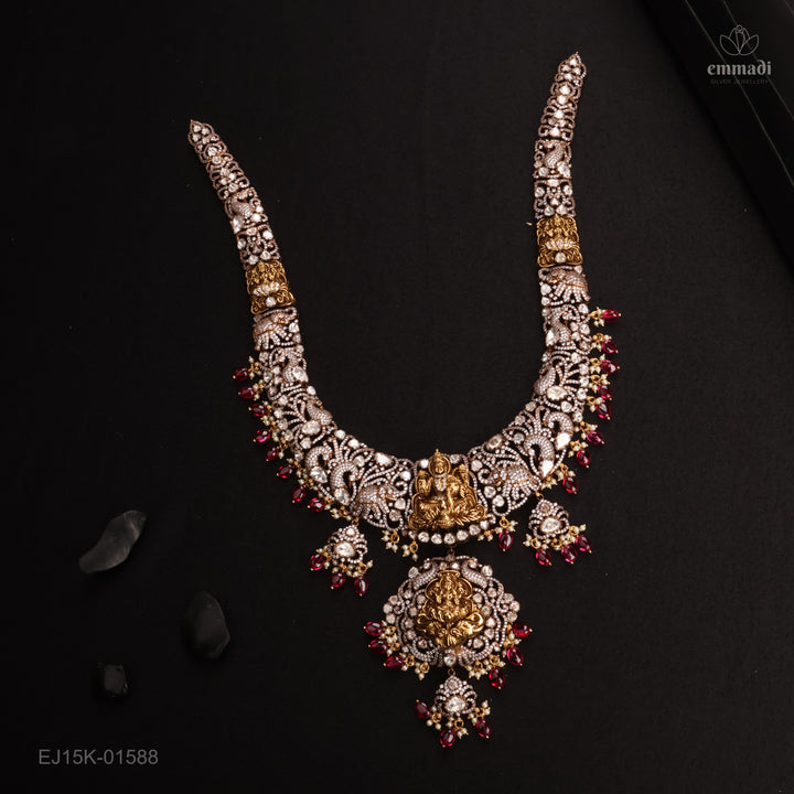 Long Necklace Victorian