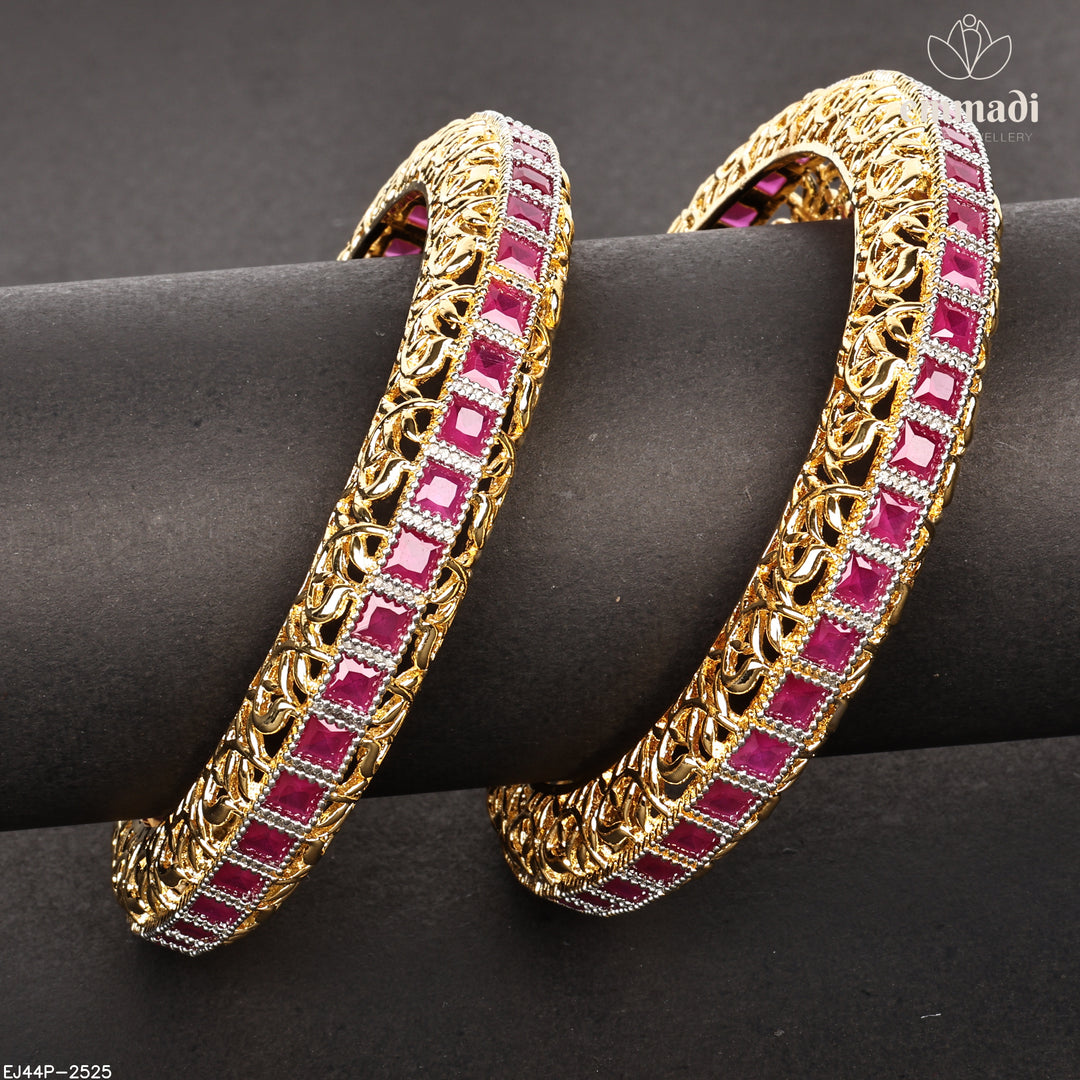 Bangles Antique
