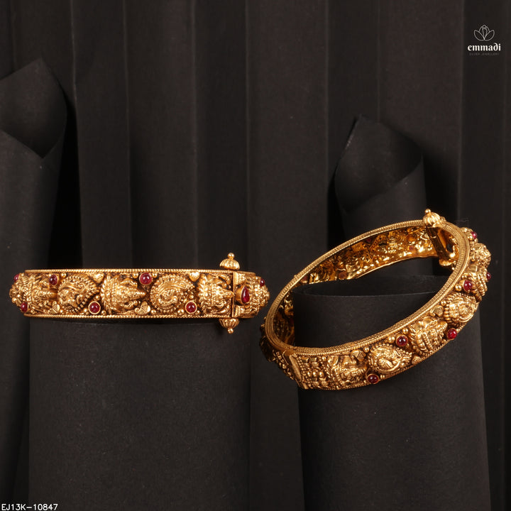 Bangles Antique