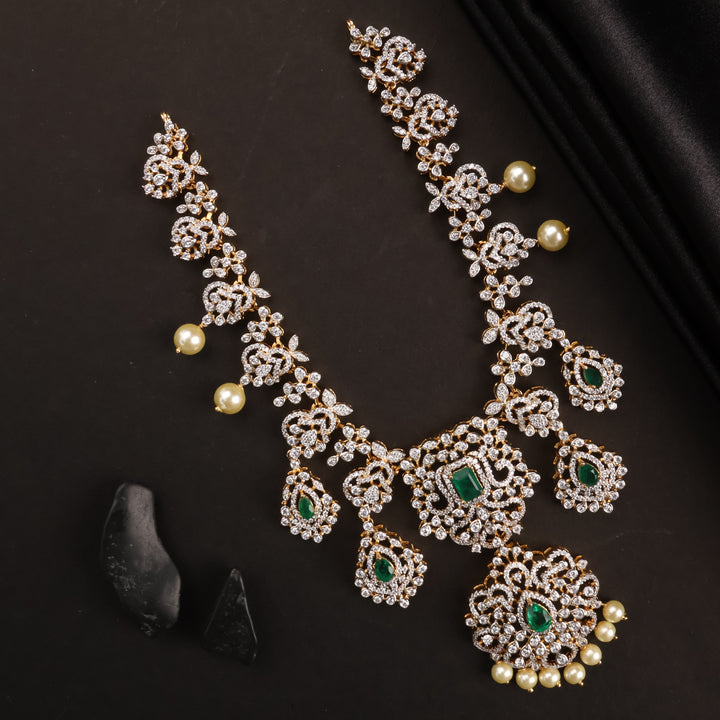 Short Necklace Premium Cz