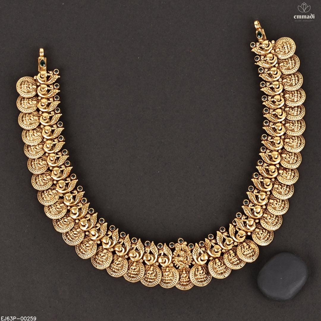 Short Necklace Antique