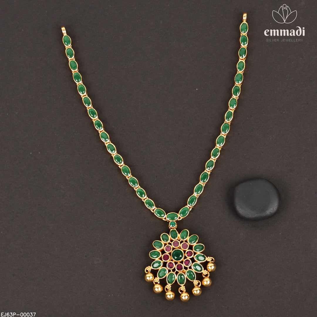 Short Necklace Antique