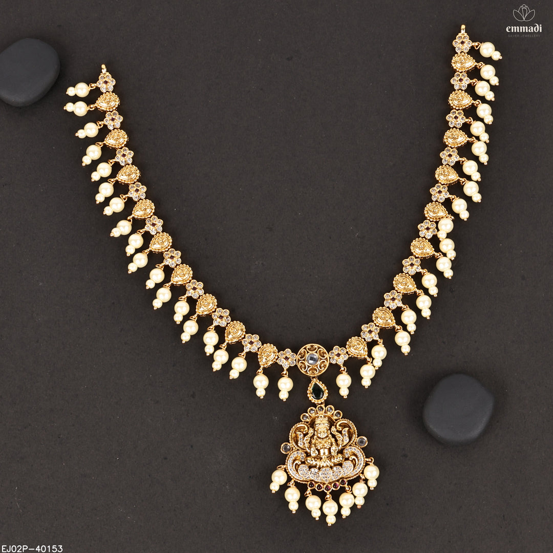 Short Necklace Antique