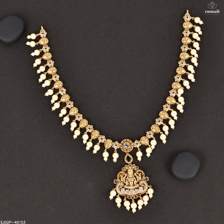 Short Necklace Antique