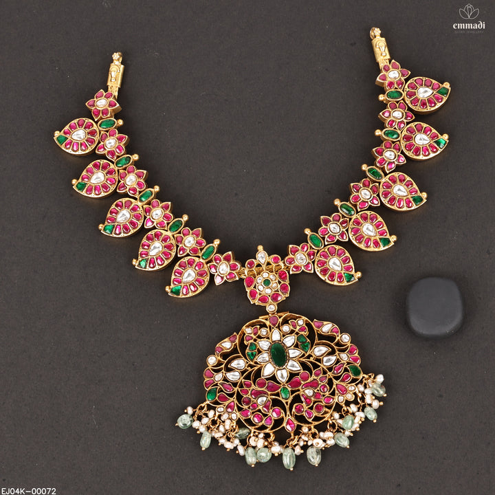 Short Necklace Kundan