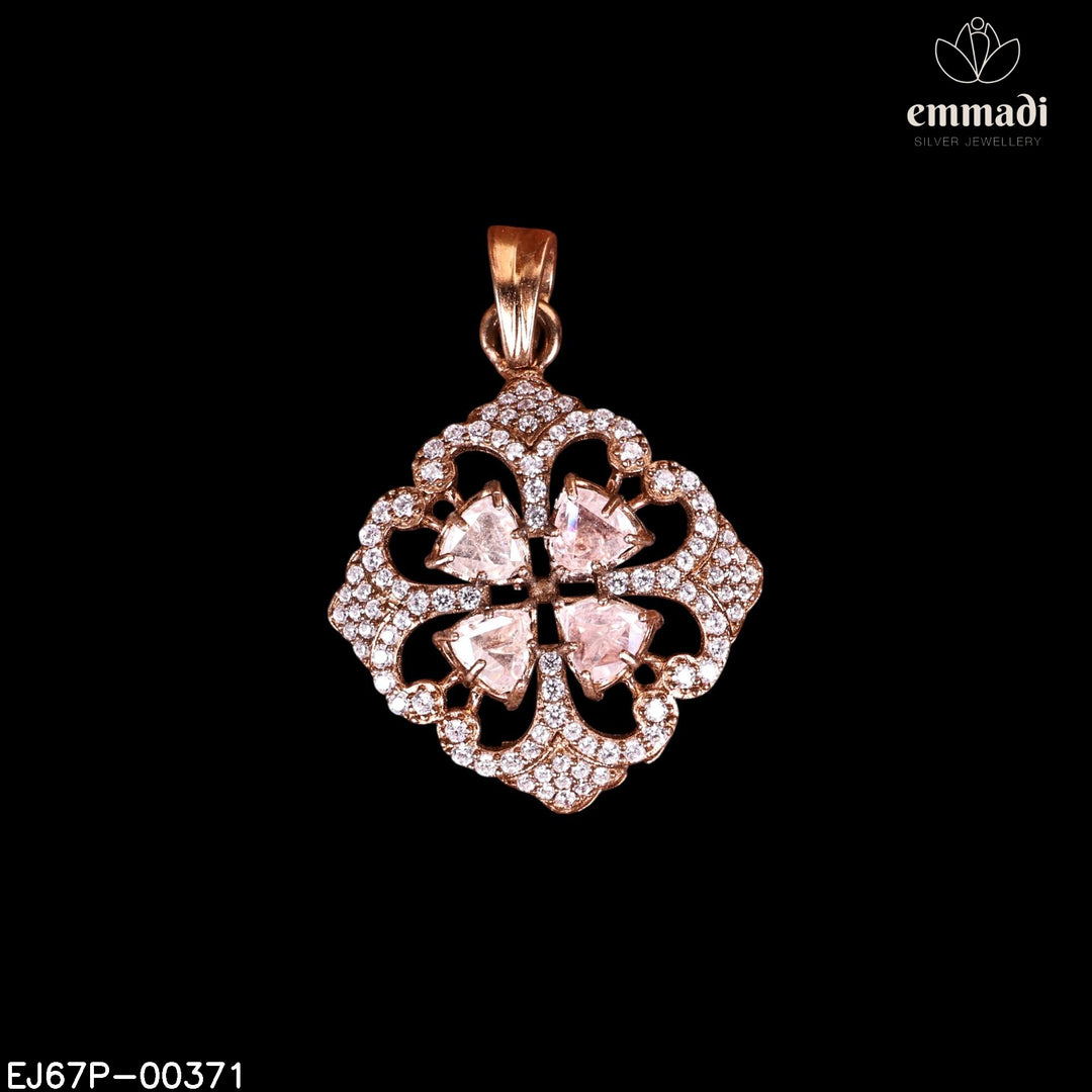 Pendant Moissanite