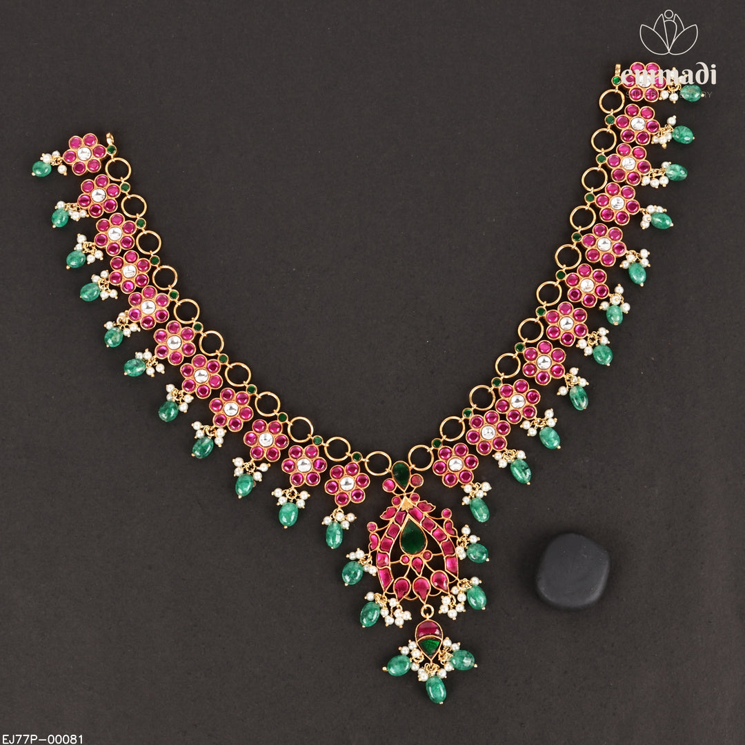 Short Necklace Kundan