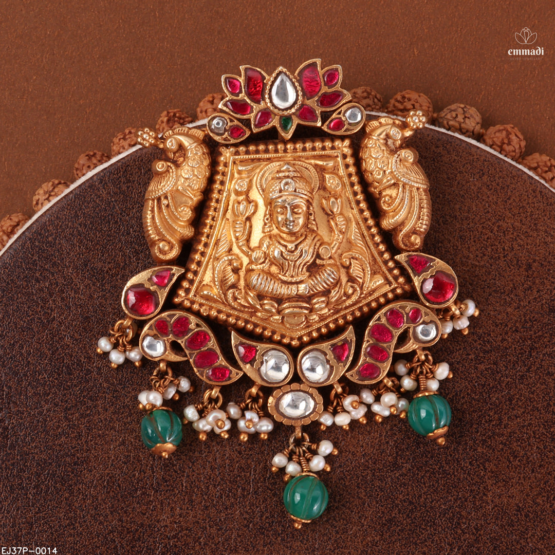 Pendant Kundan Nakshi