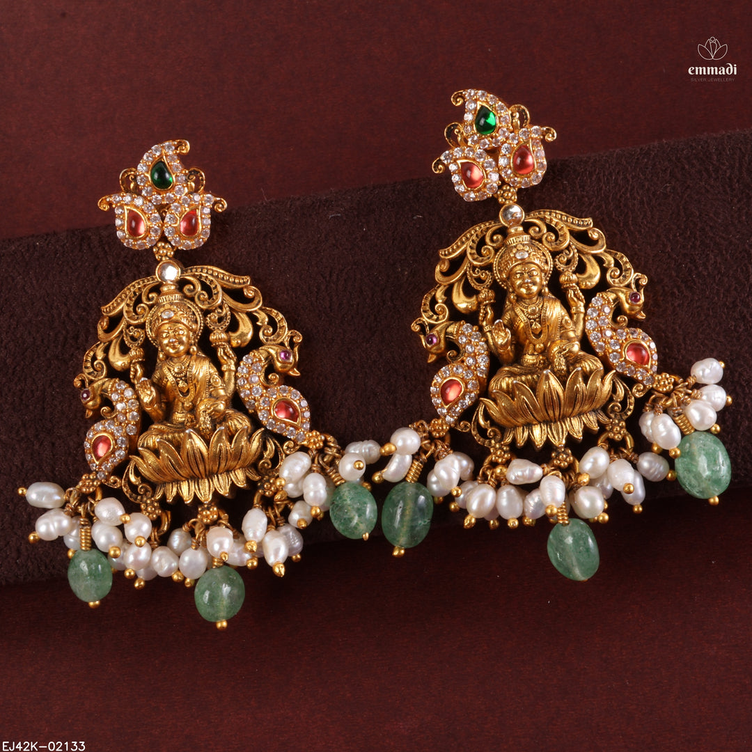 Hangings Kundan