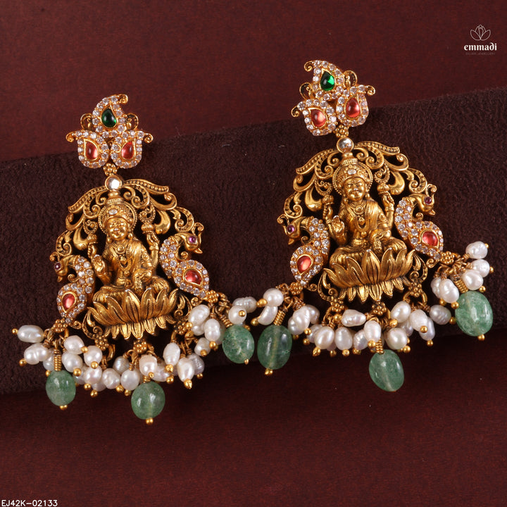 Hangings Kundan