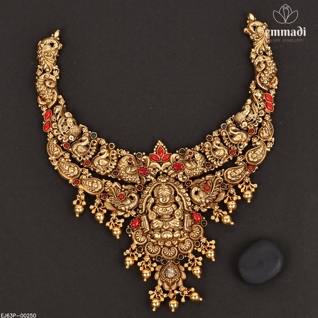 Short Necklace Antique