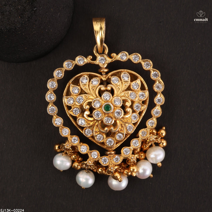 Pendant Antique