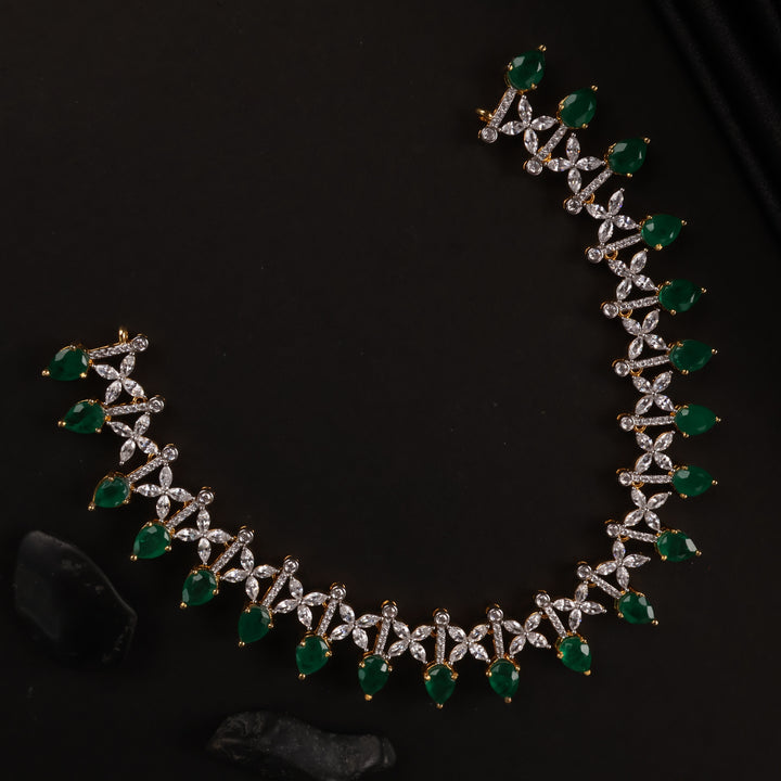 Short Necklace Premium Cz