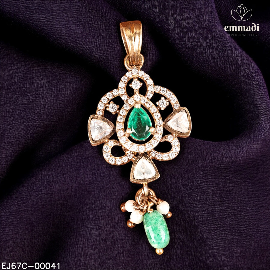 Pendant Moissanite