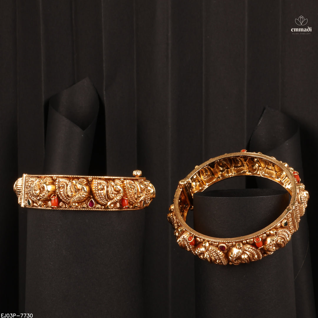 Bangles Kundan Nakshi