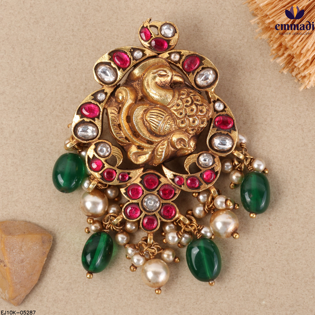 Pendant Kundan Nakshi