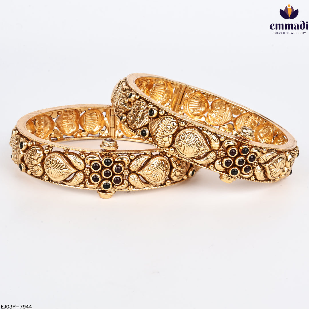 Bangles Antique