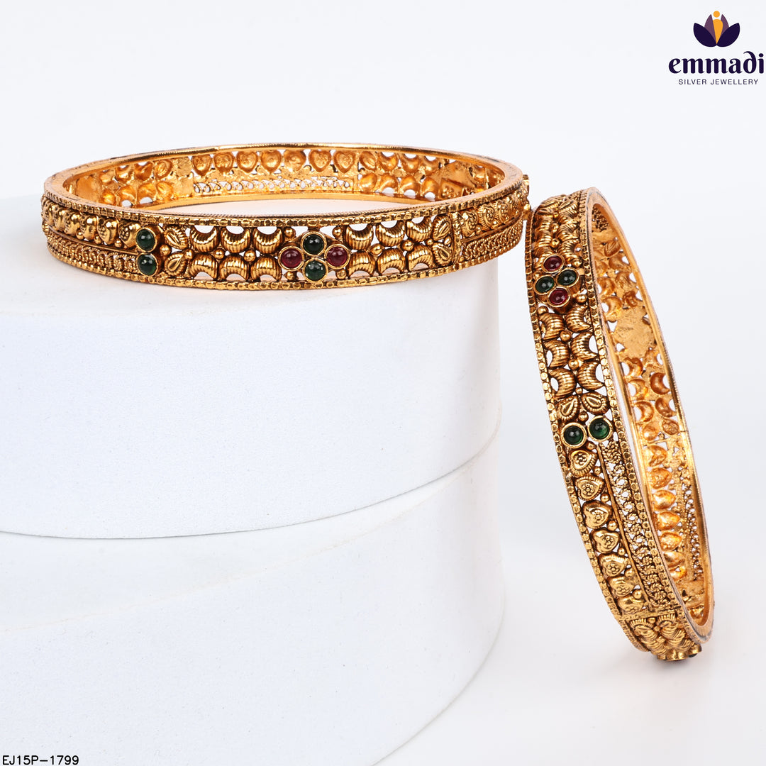 Bangles Kundan Nakshi