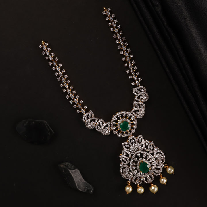 Short Necklace Premium Cz