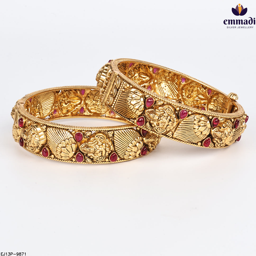 Bangles Nakshi
