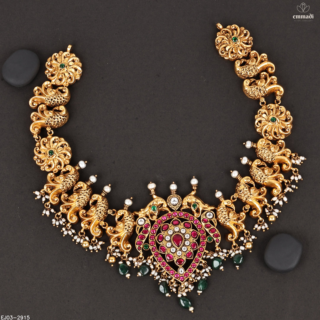 Short Necklace Kundan