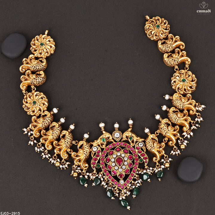 Short Necklace Kundan