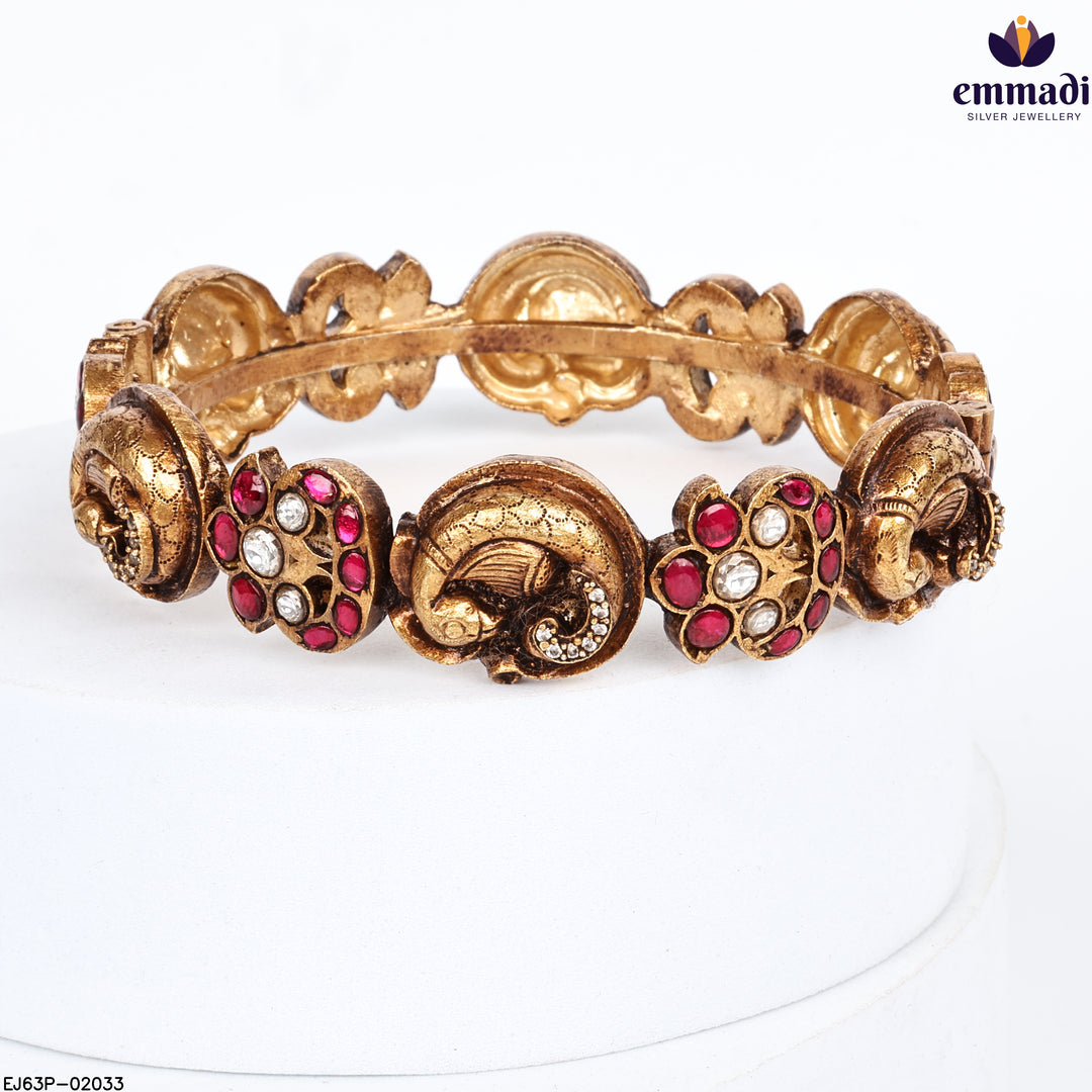 Bangles Kundan Nakshi