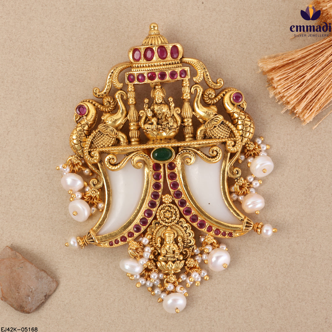 Pendant Antique