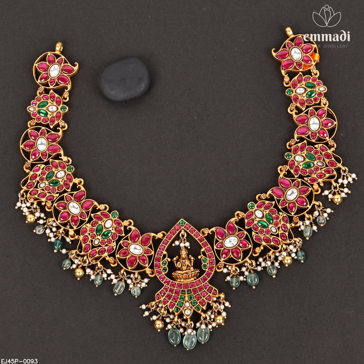 Short Necklace Kundan