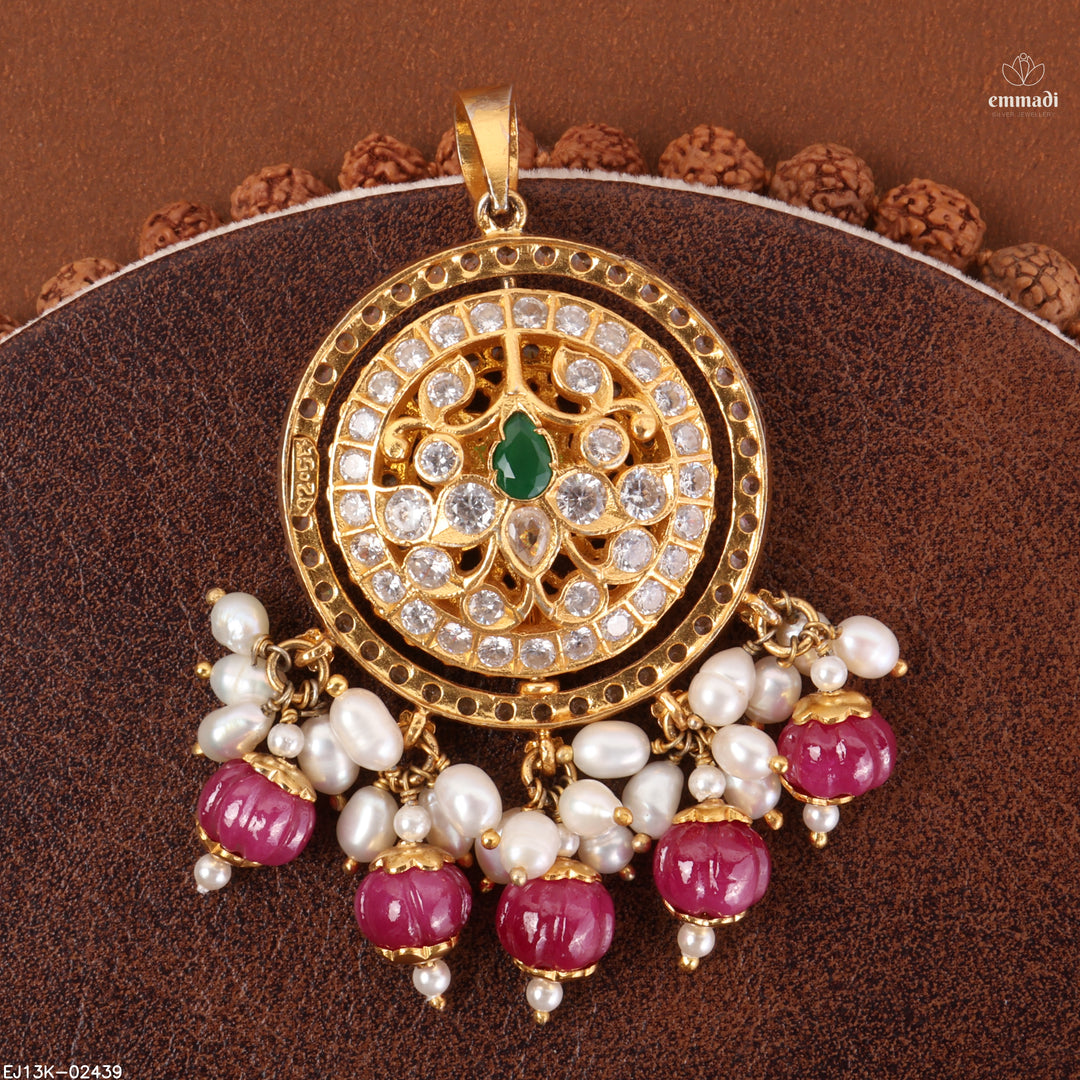 Pendant Antique