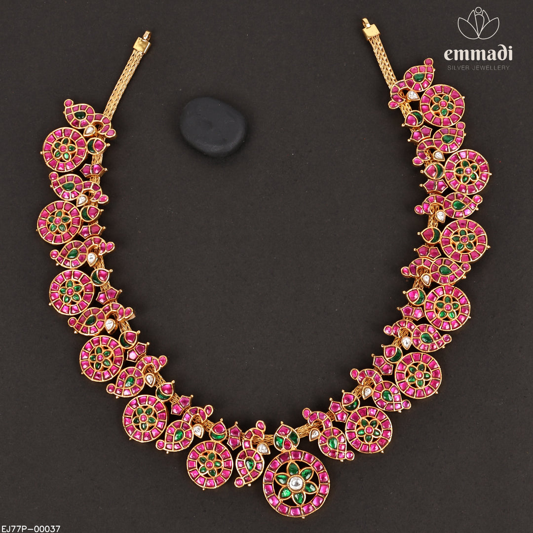Short Necklace Kundan