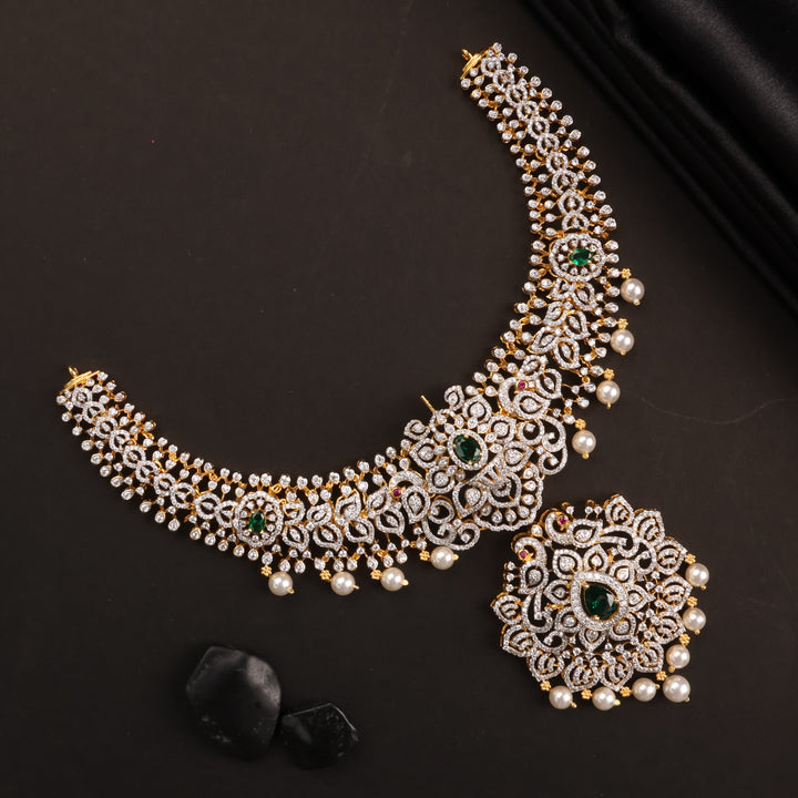 Short Necklace Premium Cz