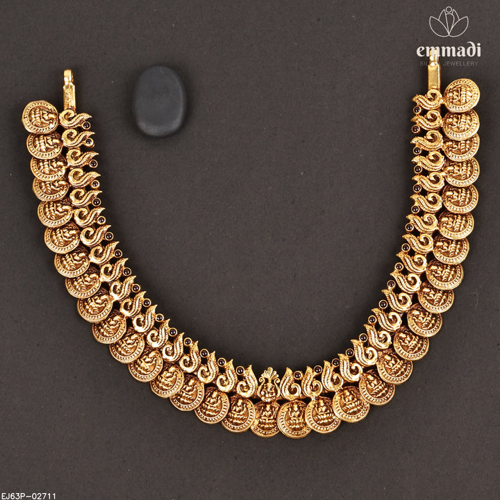 Short Necklace Antique
