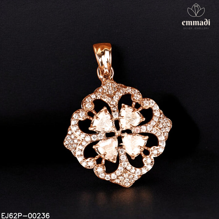 Pendant Moissanite