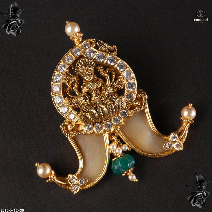 Pendant Antique