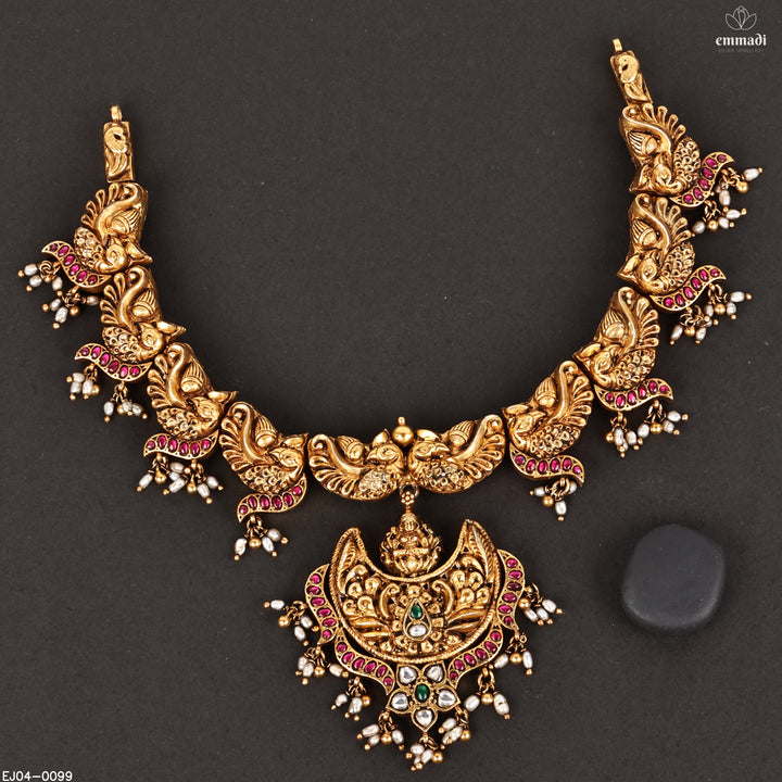 Short Necklace Kundan