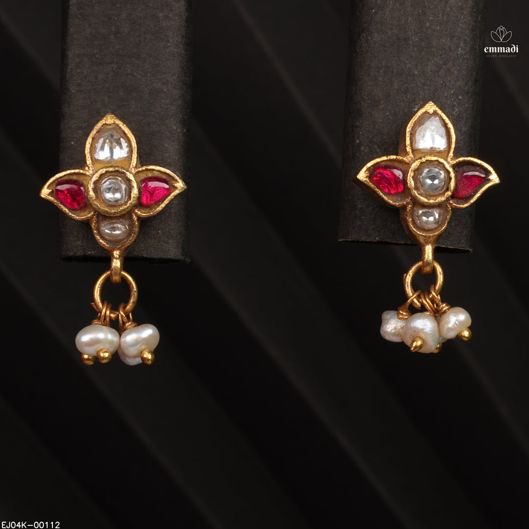 Hangings Kundan