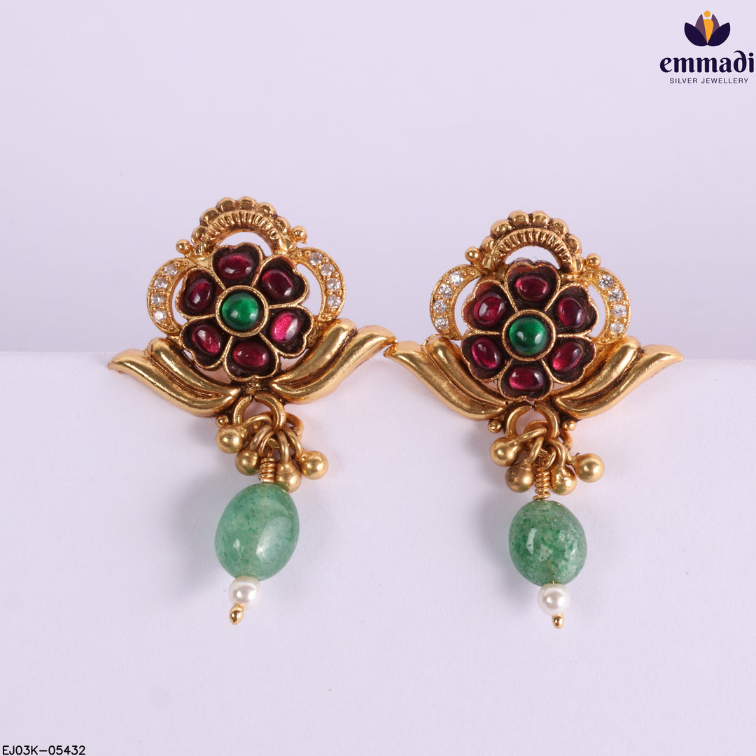 Hangings Kundan Nakshi