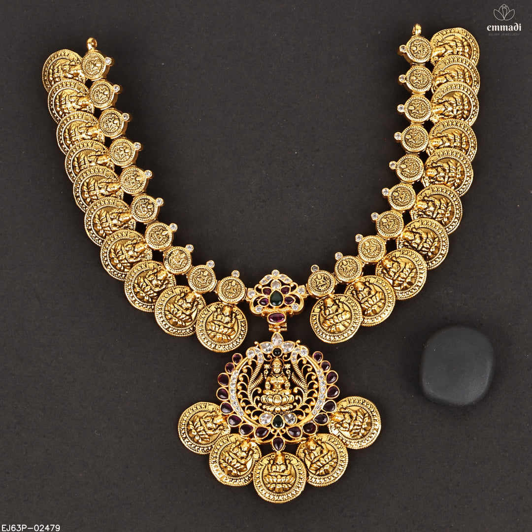 Short Necklace Antique