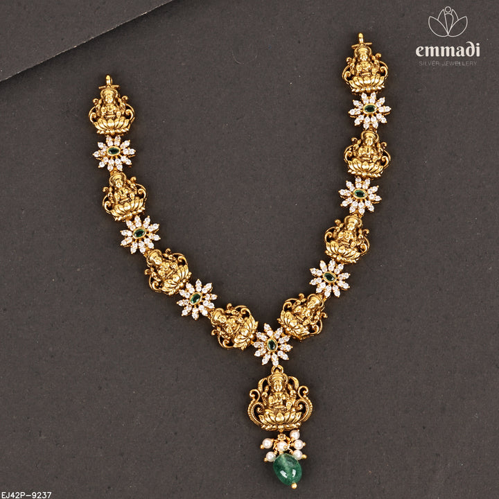 Short Necklace Antique