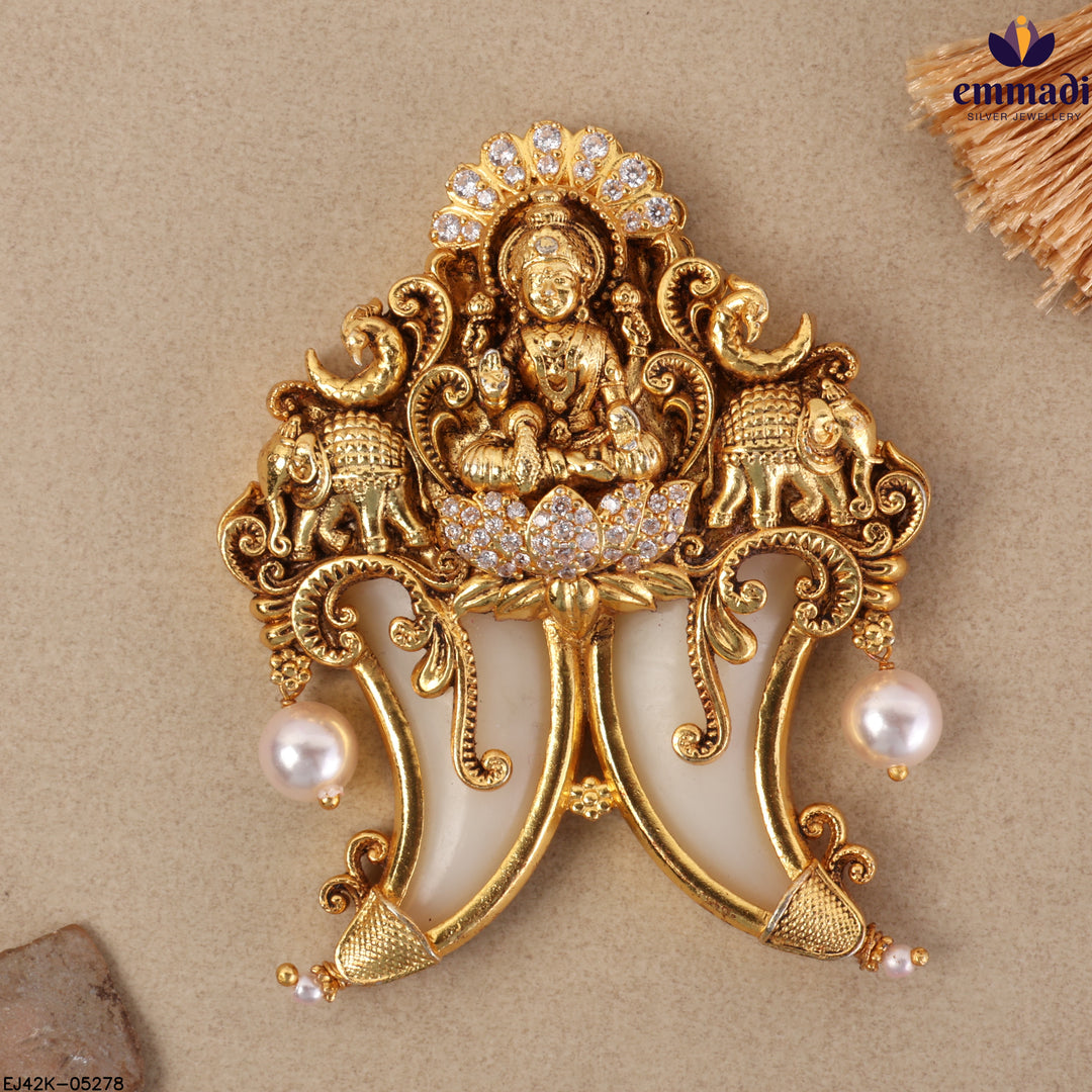 Pendant Antique