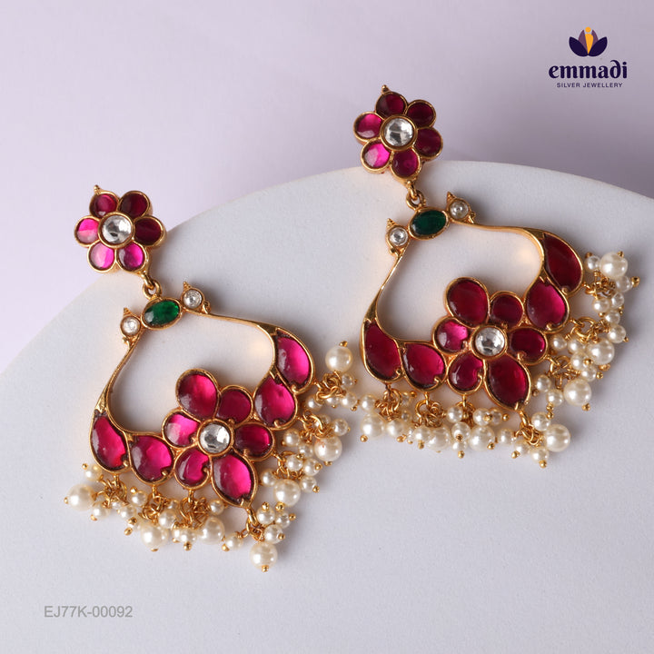 Hangings Kundan