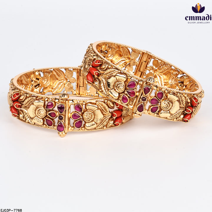 Bangles Kundan Nakshi
