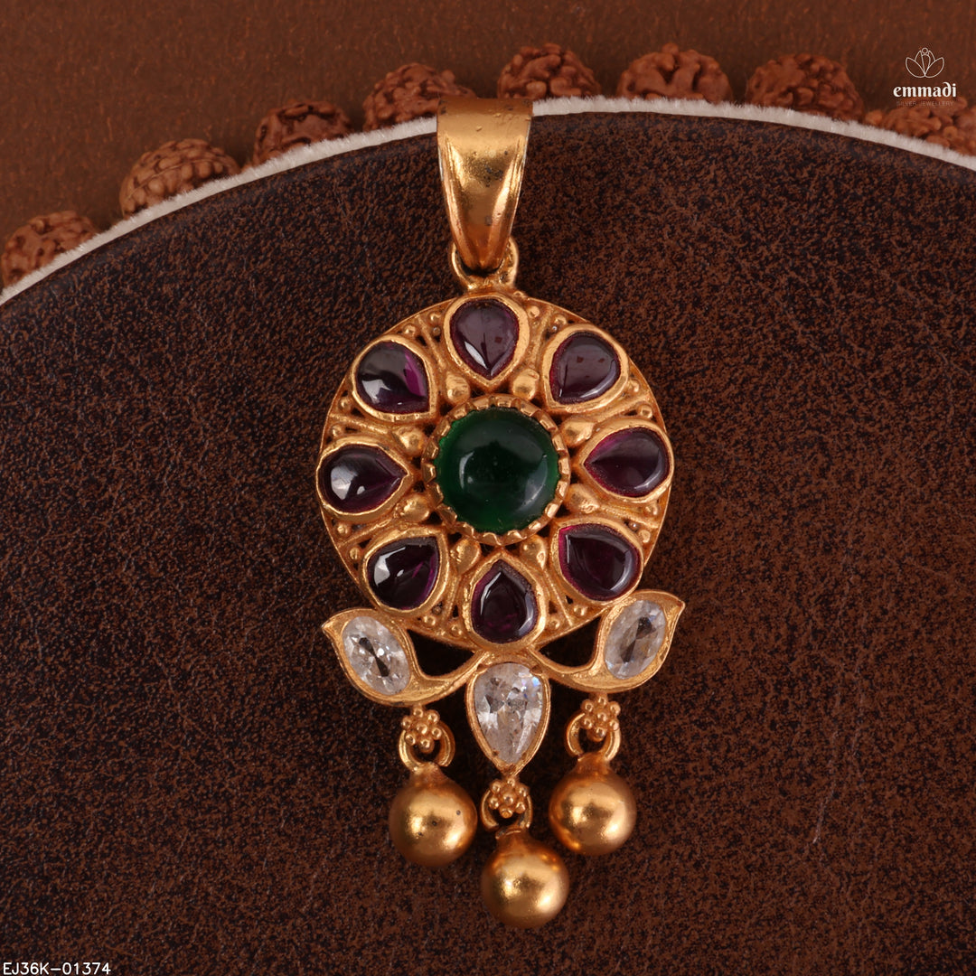 Pendant Antique